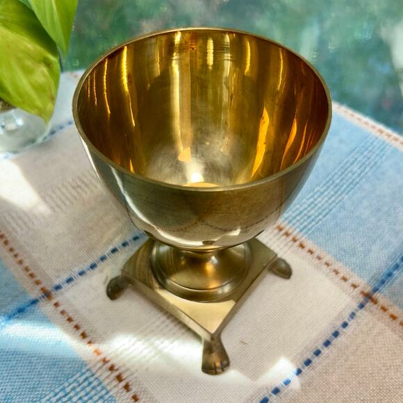 Vintage Brass Goblet with Paw Feet Base 6” - Picture 1 of 11
